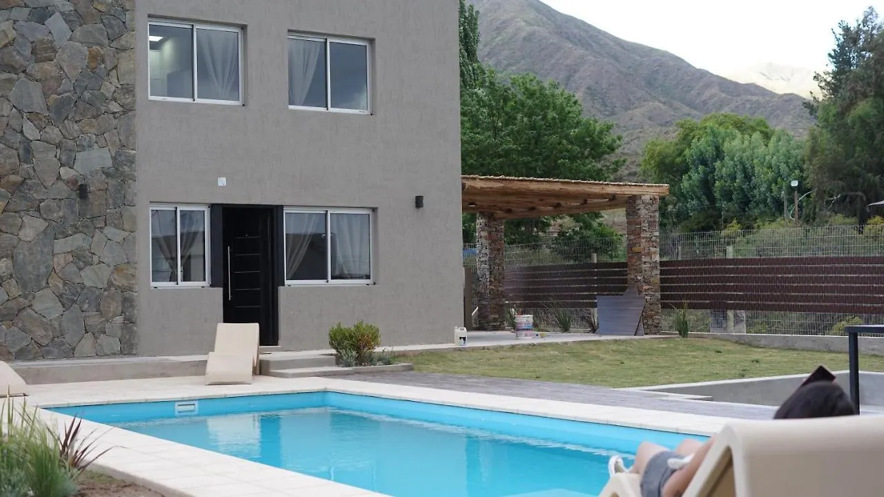 Divina Montana Villa Mendoza 0*,